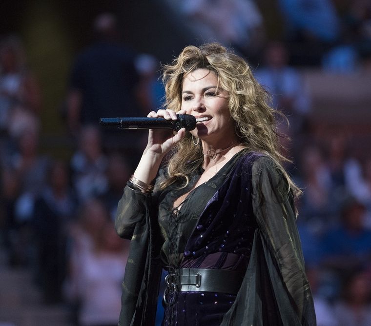 Shania Twain ha sorprendido con su cambio de look