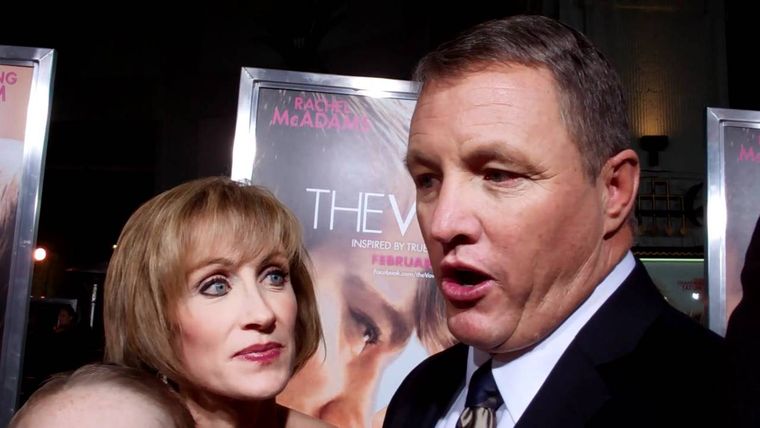 Kim y Krickitt Carpenter en la premiere de la película Votos de amor en 2012. Kim y Krickitt Carpenter en la premiere de la película Votos de amor en 2012.