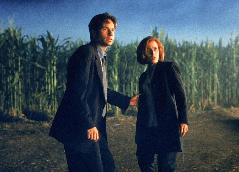 Dana Scully y Fox Mulder, la dupla más querida de la TV. Dana Scully y Fox Mulder, la dupla más querida de la TV.