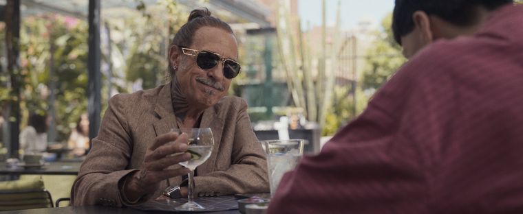 La cinta evoca a clásicos como Los Monstruos, Un burgués Pequeño Pequeño y Viva Italia La cinta evoca a clásicos como Los Monstruos, Un burgués Pequeño Pequeño y Viva Italia