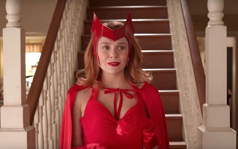 Elizabeth Olsen da vida a la Bruja Escarlata en Marvel