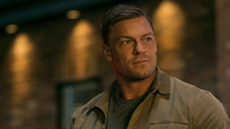 Alan Ritchson protagoniza Reacher.&nbsp;