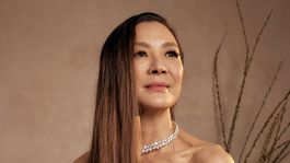 Michelle Yeoh ha sorprendido con su cambio de look.