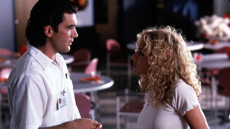 Antonio Banderas y Sarah Jessica Parker son protagonistas de esta comedia romántica Antonio Banderas y Sarah Jessica Parker son protagonistas de esta comedia romántica