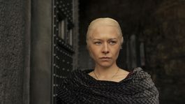 Que Ver | house-of-thrones-s2-Rhaenyra-cloth