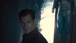 Henry Cavill como Superman para el corte del director de La Liga de la Justicia (2021)