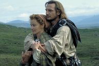Un clásico noventero con Liam Neeson que no podés dejar pasar