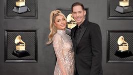 Paris Hilton se convirtió en madre por primera vez