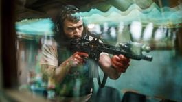 La nueva película de Zack Snyder se centra en un agente de la DEA que se adentra en las montañas de Sudamérica para rescatar a sus sobrinos.