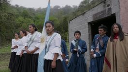 Nuestra tierra, una obra sobre memoria, territorio y resistencia. Nuestra tierra, una obra sobre memoria, territorio y resistencia.