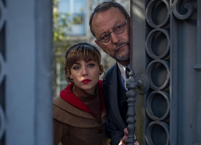 Aura Garrido y Jean Reno protagonizan esta entretenida apuesta de época
