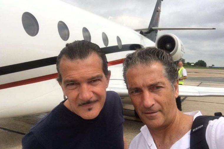 La historia de Javier Banderas, el hermano de Antonio Banderas que es su apoyo fundamental