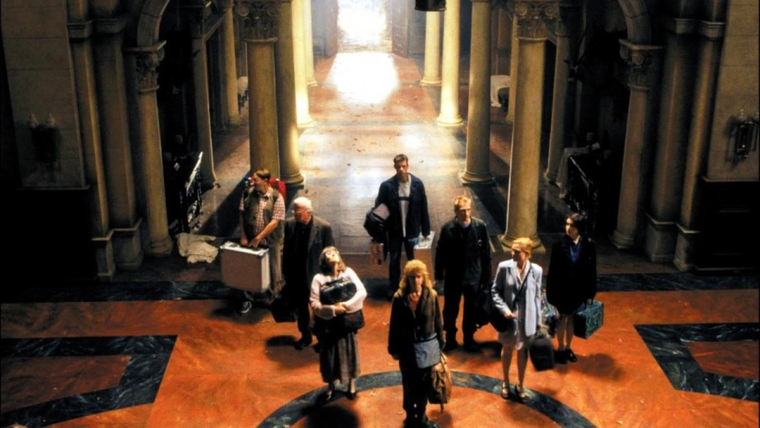 Stephen King es el autor y productor de La casa de la muerte roja. Stephen King es el autor y productor de La casa de la muerte roja.