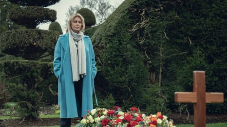 La actriz británica se luce en otro thrilller de Netflix.&nbsp;
