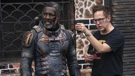 James Gunn junto a Idris Elba en el rodaje de The Suicide Squad (2011)