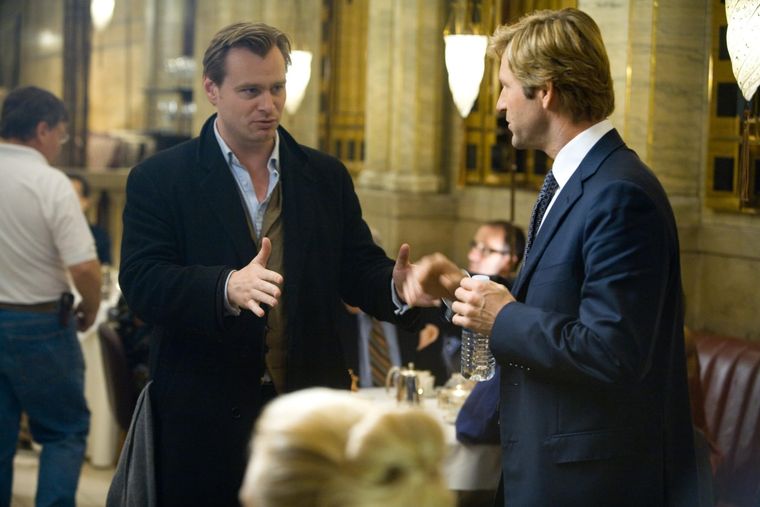 Christopher Nolan y Aaron Eckhart durante el rodaje de The Dark Knight