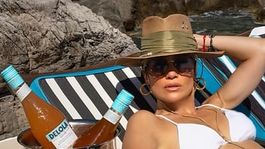 Jennifer Lopez se llevó todas las miradas en las playas de Italia
