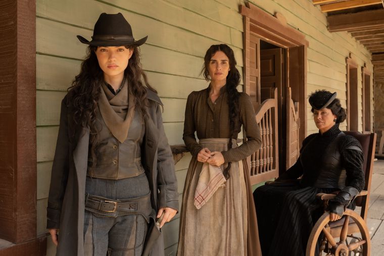 Trinidad, el western español con Karla Sofía Gascón, finalizó recientemente su rodaje Trinidad, el western español con Karla Sofía Gascón, finalizó recientemente su rodaje 