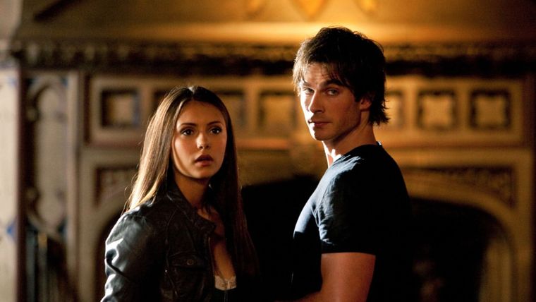 The Vampire Diaries fue una de las series juveniles más exitosas de la primera década de los 2000 The Vampire Diaries fue una de las series juveniles más exitosas de la primera década de los 2000