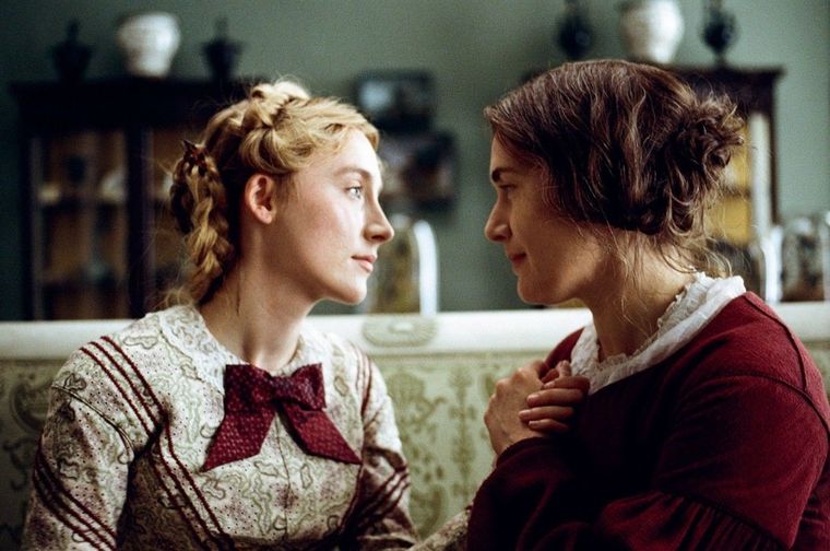 Saoirse Ronan y Kate Winslet protagonizan Ammonite, un imperdible drama romántico de época