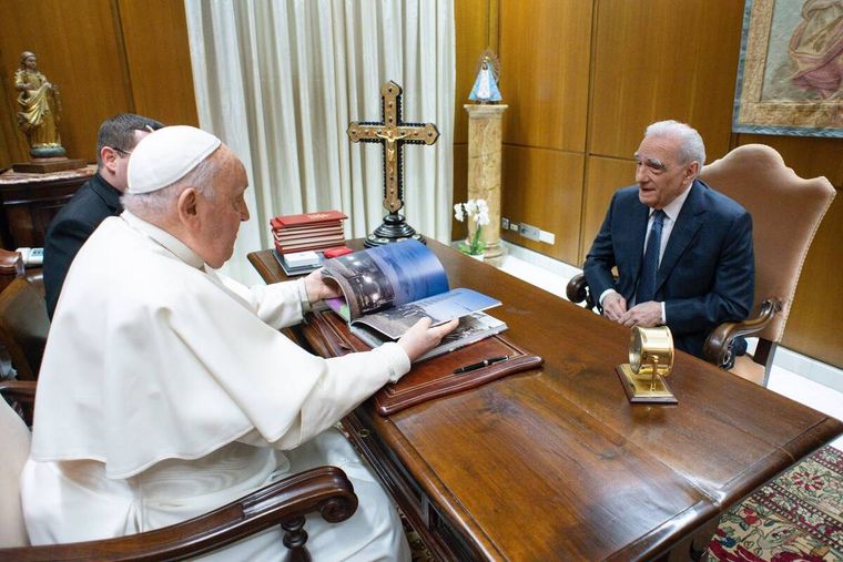 Según reveló el propio Martin Scorsese, el Papa Francisco le pidió, durante un encuentro, Según reveló el propio Martin Scorsese, el Papa Francisco le pidió, durante un encuentro,