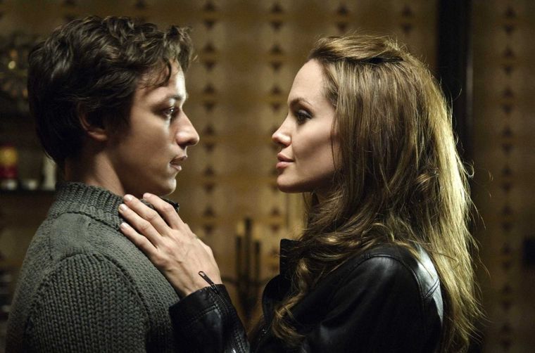 James McAvoy y Angelina Jolie compartieron pantalla en Wanted.