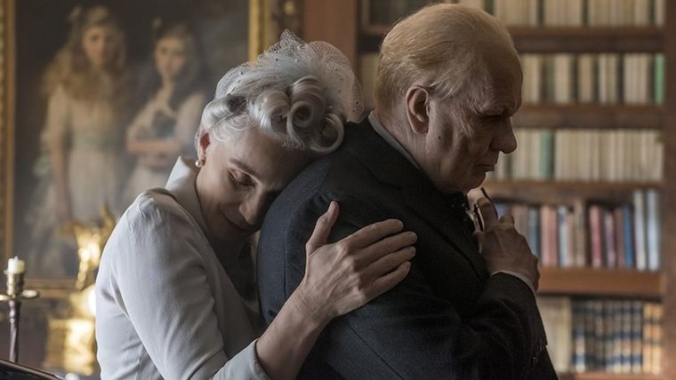 Gary Oldman se pone en la piel del ministro británico Winston Churchill, durante la Segunda Guerra Mundial. Gary Oldman se pone en la piel del ministro británico Winston Churchill, durante la Segunda Guerra Mundial. 