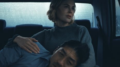 Expats es una de las series cortas perfectas para ver de un solo tirón.