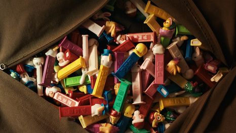 PEZ, la marca que intentó quitarle el negocio a un hombre que revendía sus dispensadores