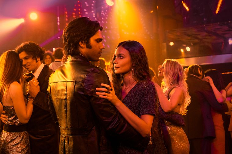 La ambientación y recreación de la Italia de los 70 está muy bien lograda. La ambientación y recreación de la Italia de los 70 está muy bien lograda. 