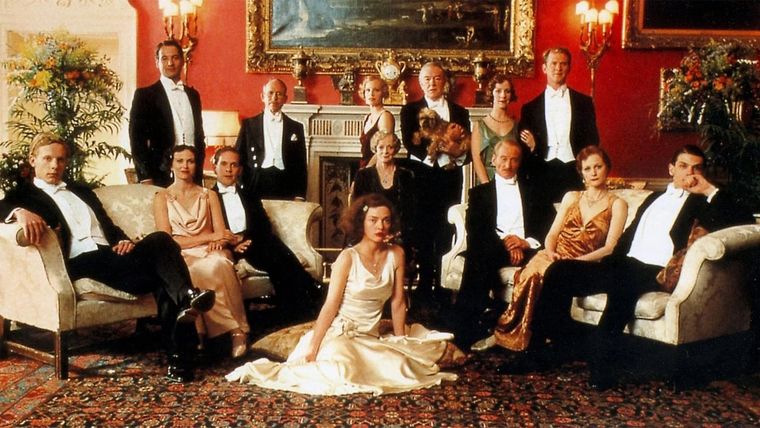 Michael Gambon, Maggie Smith, Helen Mirren, Kristin Scott Thomas, Jeremy Northam, Bob Balaban, Ryan Phillippe, Stephen Fry, Kelly Macdonald, Clive Owen, Eileen Atkins, Emily Watson, Camilla Rutherford, Tom Hollander, Alan Bates, Derek Jacobi y Richard E. Grant en Muerte a la medianoche. Michael Gambon, Maggie Smith, Helen Mirren, Kristin Scott Thomas, Jeremy Northam, Bob Balaban, Ryan Phillippe, Stephen Fry, Kelly Macdonald, Clive Owen, Eileen Atkins, Emily Watson, Camilla Rutherford, Tom Hollander, Alan Bates, Derek Jacobi y Richard E. Grant en Muerte a la medianoche.