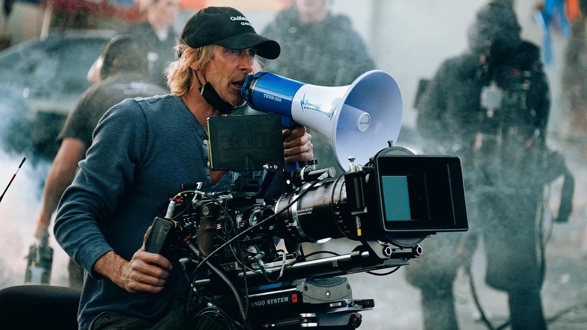 Michael Bay, el responsable de la saga Transformers y Sydney Sweeney, una de las estrellas de Euphoria, darán vida a un conocido videojuego de Sega.