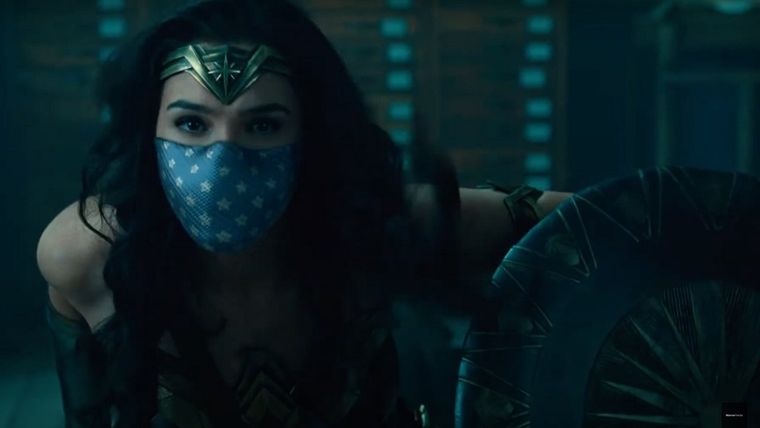 Hasta Diana se cuida del COVID-19