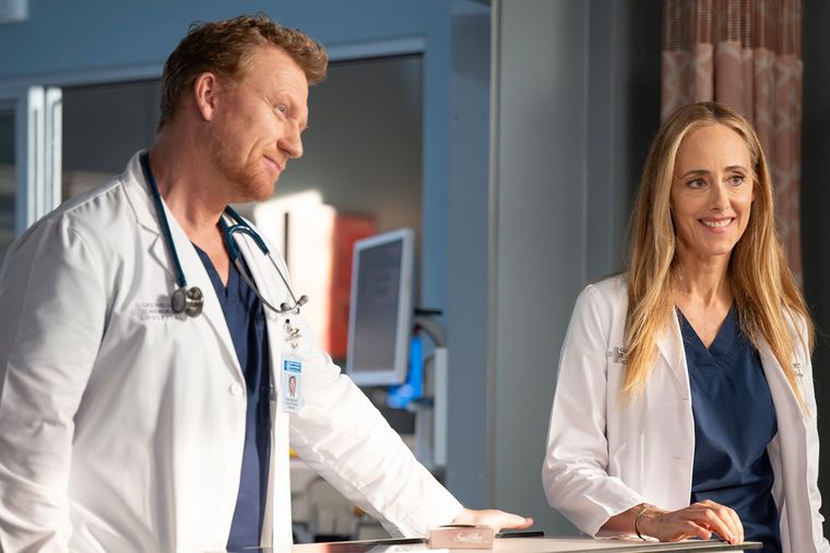 Owen Hunt y Teddy Altmanm se despedirán de Greys Anatomy. Owen Hunt y Teddy Altmanm se despedirán de Greys Anatomy.