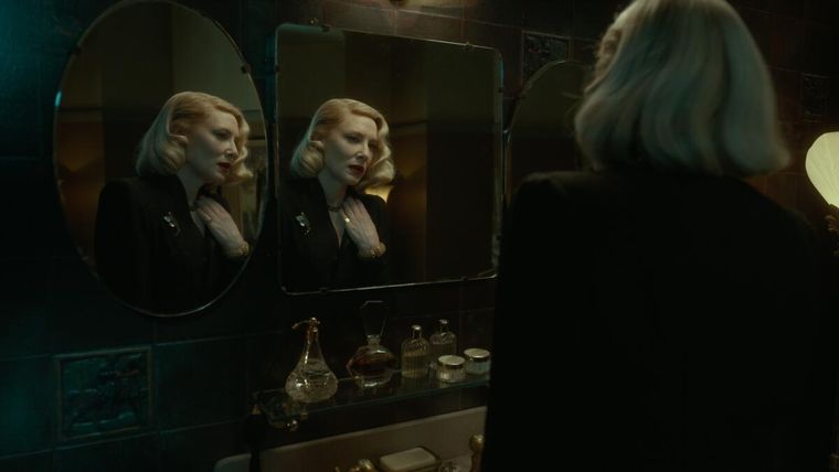Cate Blanchett en El callejón de las almas perdidas (2021)