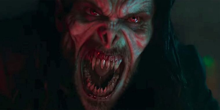 El Vampiro Viviente desata su potencial en el nuevo trailer del filme.