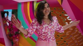 America Ferrera interpreta a Gloria en la película de Barbie.