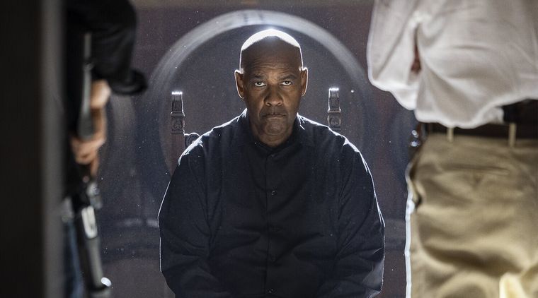 Denzel Washington sostiene la película con su carisma