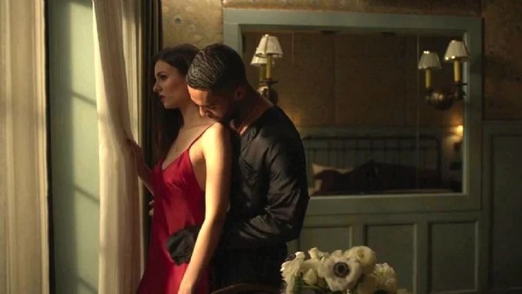 Esta película subida de tono tiene una duración de 94 minutos