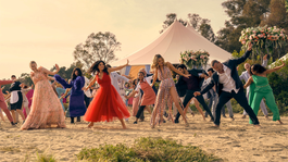 ¡El elenco de La pareja perfecta a puro baile!