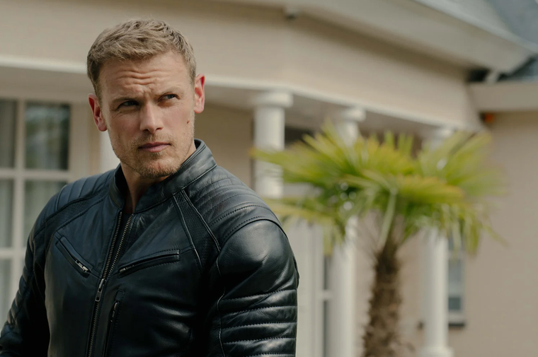 Sam Heughan en The Couple Next Door