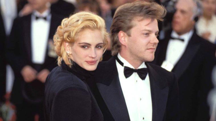 Julia Roberts junto a Kiefer Sutherland. Julia Roberts junto a Kiefer Sutherland.
