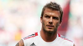 Las impactantes pruebas que Victoria y David Beckham le ponen a su seguridad antes de contratarla. Las impactantes pruebas que Victoria y David Beckham le ponen a su seguridad antes de contratarla.