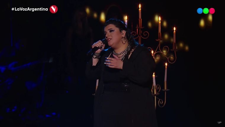 Luz sorprendió una vez y consiguió pasar a la semifinal.