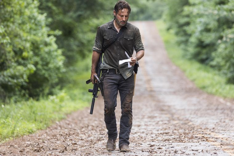 Muchas pistas indican que Rick Grimes regresará antes del final de The Walking Dead.