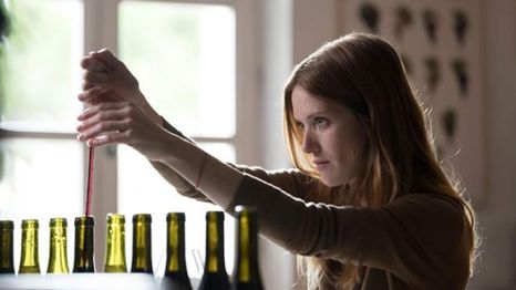Fleur Geffrier es una de las protagonistas de Drops of God