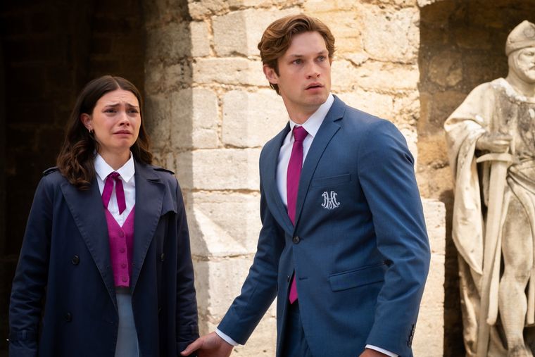 Maxton Hall es la serie de habla no inglesa más vista de la plataforma de Amazon Prime Video. Maxton Hall es la serie de habla no inglesa más vista de la plataforma de Amazon Prime Video.