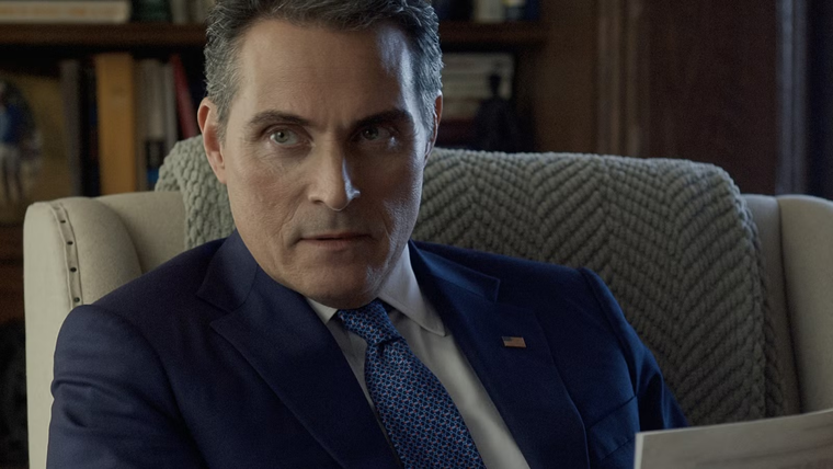 Hal Wyler vuelve a mover las piezas a su favor, dejando a Kate en una posición de desventaja. Hal Wyler vuelve a mover las piezas a su favor, dejando a Kate en una posición de desventaja. 