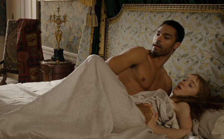 La luna de miel de Daphne y Simon sigue siendo uno de los momentos más icónicos de Bridgerton. La luna de miel de Daphne y Simon sigue siendo uno de los momentos más icónicos de Bridgerton.