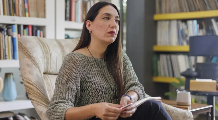 Lorena Vega en Envidiosa. Lorena Vega en Envidiosa.